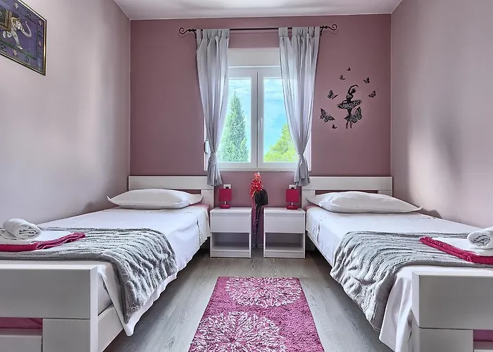 Anadi Donji Okrug (Ciovo)